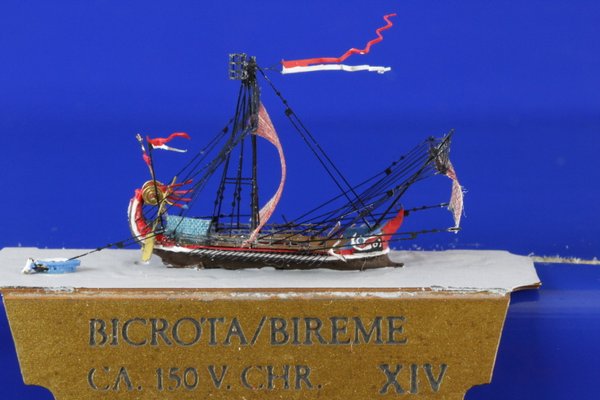 Bicrota/Bireme Leichteszweiranigeskampfschiff