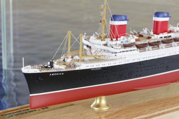 America ,Classic Ship Collection 22VR ,Maßstab 1:1250, in Original Verpackung