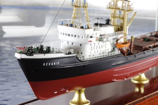 Oceanic ,Classic Ship Collection 4003 VR OC ,Maßstab 1:400 , in Original Verpackung