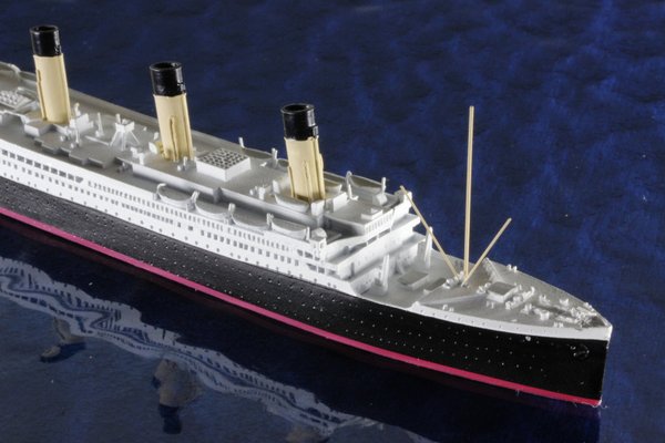 Titanic Hersteller CM 148,1:1250
